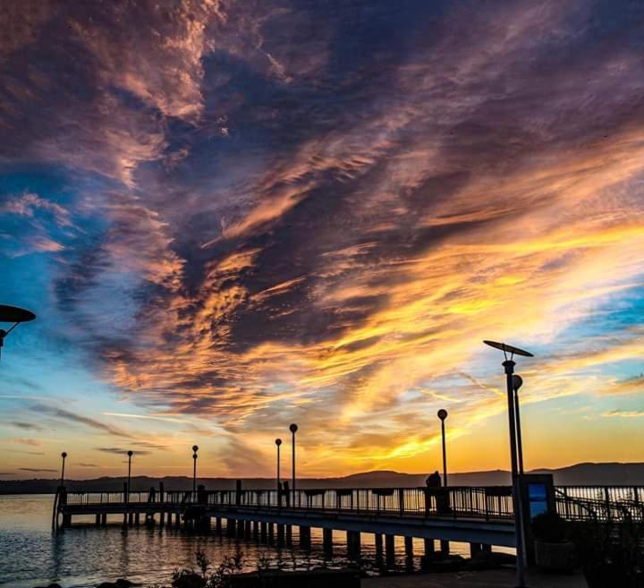 アングイッラーラ・サバーツィアIride Sul Lago 1 Via Principessa Jolanda 10-Piazza Del Moloアパートメント エクステリア 写真