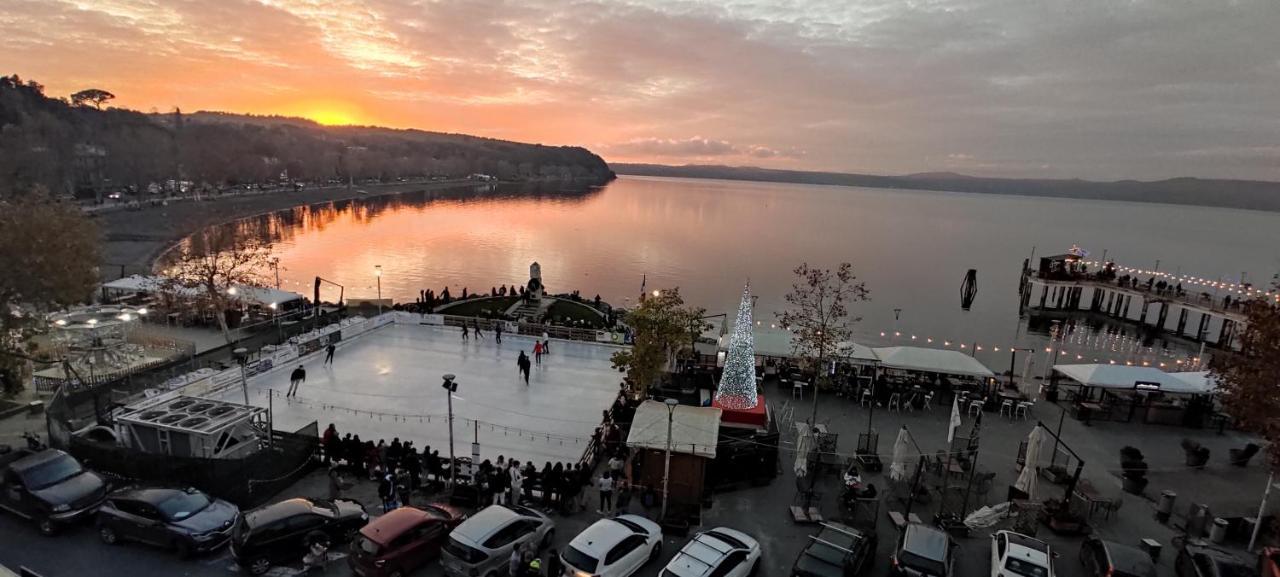 Iride Sul Lago 1 Via Principessa Jolanda 10-Piazza Del Molo アングイッラーラ・サバーツィア エクステリア 写真